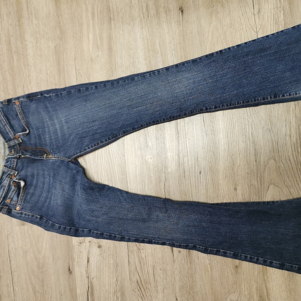 Barely worn, Lucky Brand Sweet n Low, size 25